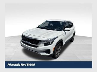 Used 2022 Kia Seltos LX AWD/4WD video 1