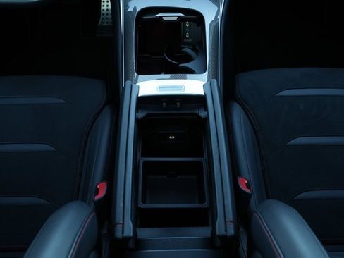 Certified 2025 Mercedes-Benz GLC 43 AMG 4MATIC image 32