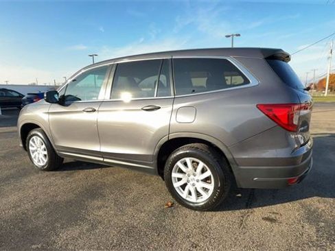 Used 2021 Honda Pilot LX image 6