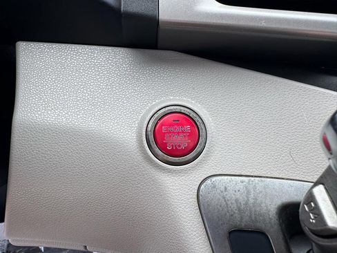 Used 2016 Honda Odyssey Touring image 34
