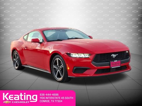 Used 2024 Ford Mustang Premium image 3