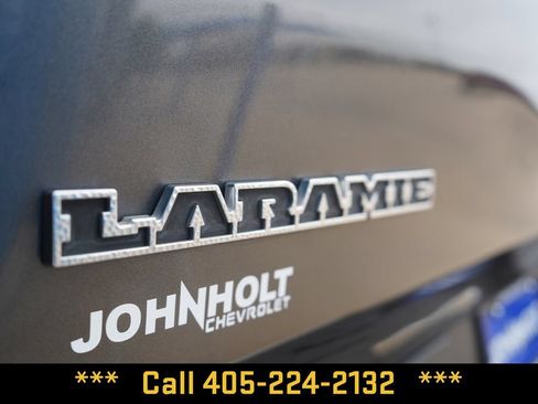 Used 2024 RAM 1500 Laramie AWD/4WD image 6