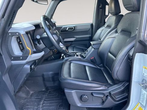 Used 2023 Ford Bronco Badlands AWD/4WD image 9
