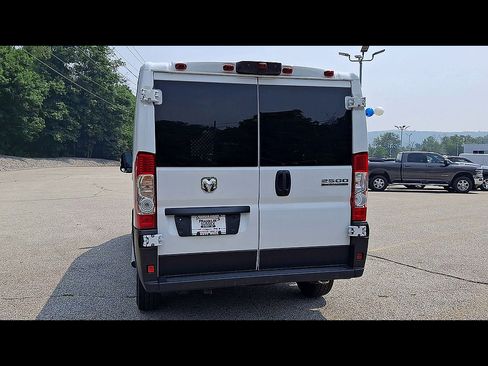 Used 2025 RAM ProMaster 2500 w/ U-Haul Equipment Group FWD image 7