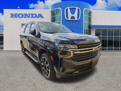 Used 2022 Chevrolet Tahoe RST w/ Luxury Package AWD/4WD image 11