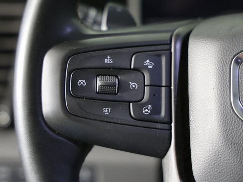 Used 2024 GMC Sierra 1500 AT4 w/ Technology Package image 15