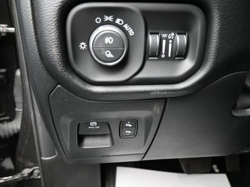 Used 2026 RAM 1500 Laramie w/ Sport Appearance Package AWD/4WD image 12