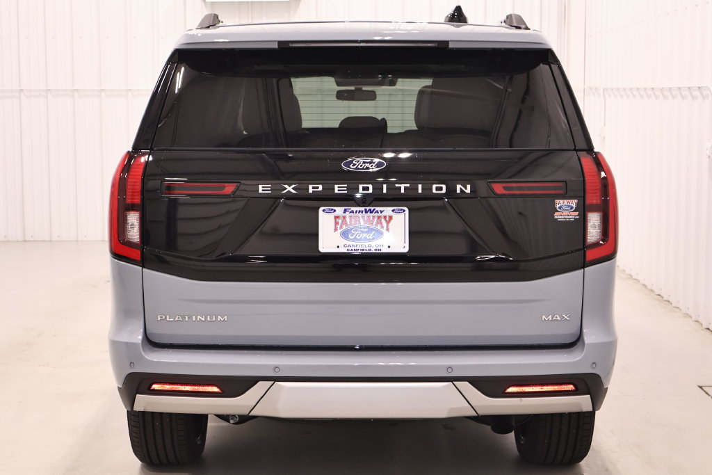 New 2026 Ford Expedition Max Platinum w/ Platinum Ultimate Package AWD/4WD image 8