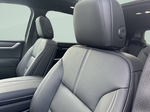 New 2026 GMC Acadia Elevation w/ Elevation Premium Package image 12