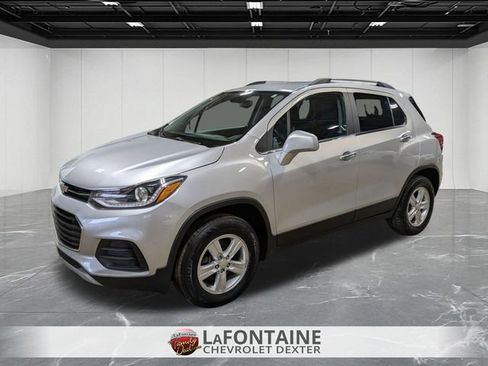 Certified 2017 Chevrolet Trax LT w/ LT Convenience Package image 1
