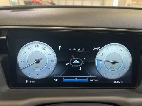 Used 2023 Hyundai Tucson Limited image 26