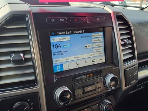 Used 2018 Ford F150 Platinum w/ Equipment Group 701A Luxury image 26