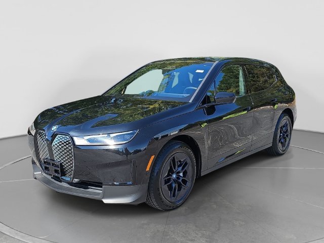 Used 2024 BMW iX xDrive50 w/ Premium Package AWD/4WD image 7