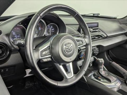 Used 2016 MAZDA MX-5 Miata Sport image 18