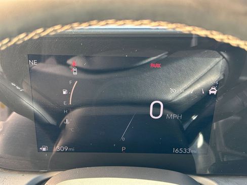 Used 2025 Buick Encore GX Preferred image 40