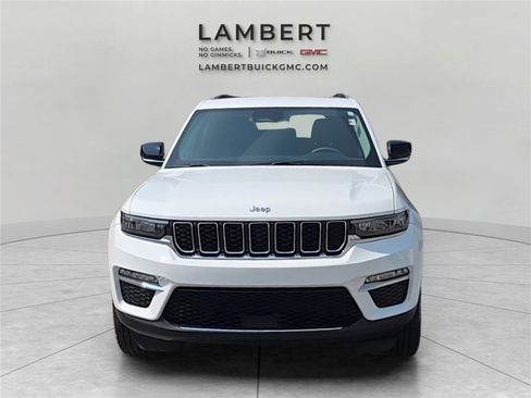 Used 2023 Jeep Grand Cherokee Limited AWD/4WD image 8