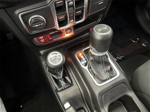 Used 2022 Jeep Wrangler Unlimited Rubicon 4xe image 21