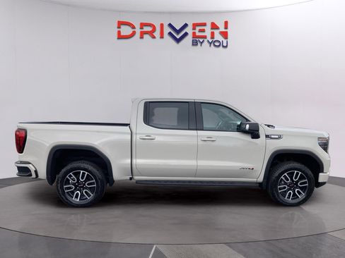 New 2026 GMC Sierra 1500 AT4 w/ AT4 Premium Package AWD/4WD image 7