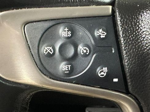 Used 2019 GMC Yukon Denali image 25