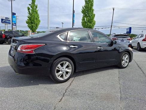 Used 2015 Nissan Altima 2.5 SV FWD image 15