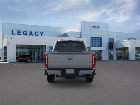 New 2026 Ford F250 Lariat w/ Lariat Premium Package AWD/4WD image 5