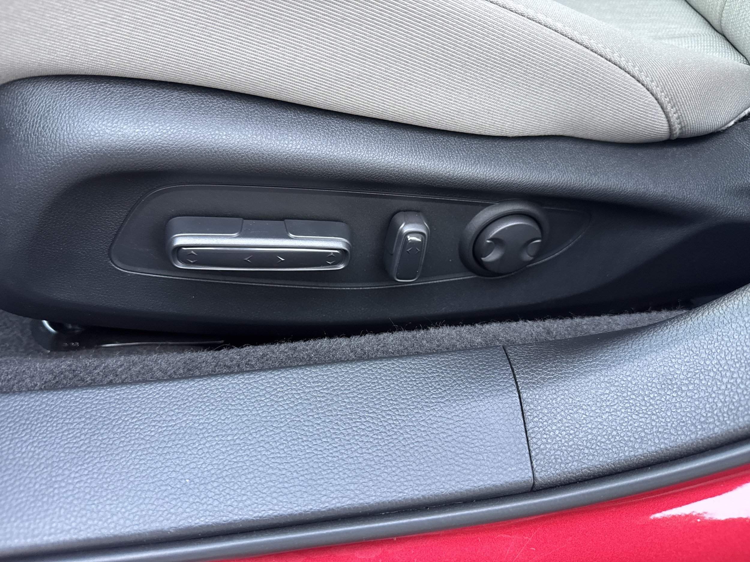 Used 2026 Honda Accord SE image 6
