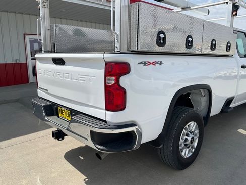 Used 2025 Chevrolet Silverado 2500 W/T w/ WT/CX Safety Package image 8