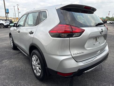 Used 2017 Nissan Rogue S AWD/4WD image 5