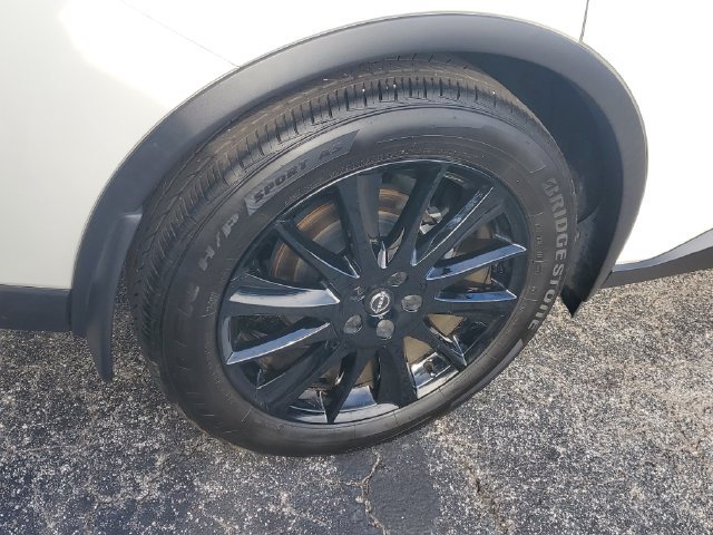Used 2024 Nissan Murano SV w/ SV Midnight Edition Package FWD image 5