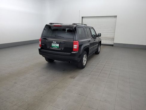 Used 2016 Jeep Patriot Sport w/ Power Value Group AWD/4WD image 9