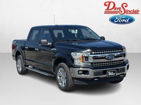 Used 2018 Ford F150 XLT w/ Equipment Group 302A Luxury AWD/4WD image 4