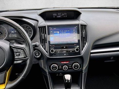 Used 2022 Subaru Crosstrek 2.5i Sport w/ Moonroof Package AWD/4WD image 8