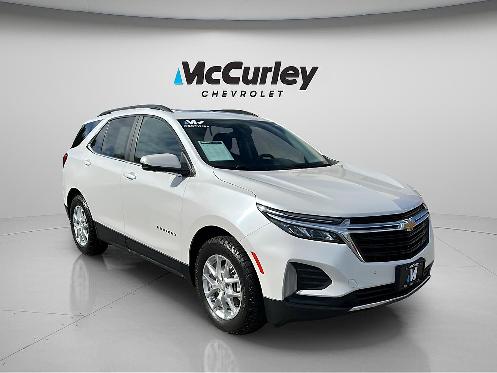 Used 2022 Chevrolet Equinox LT AWD/4WD image 1