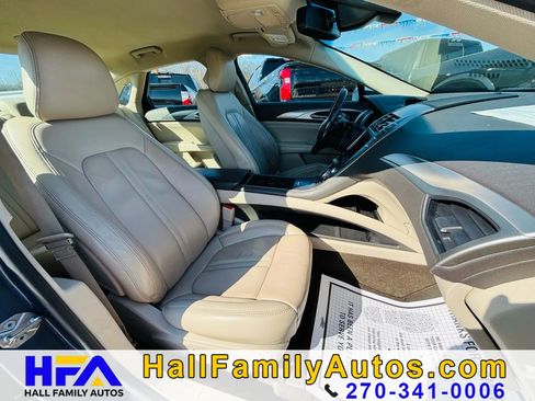 Used 2019 Lincoln MKZ Premiere image 25