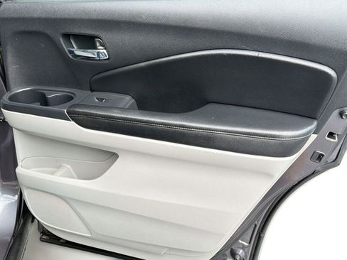 Used 2016 Honda Pilot EX image 30