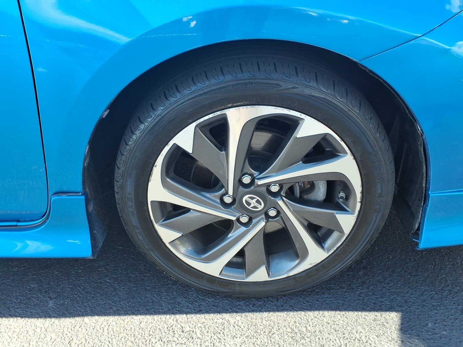 Used 2016 Scion iM FWD image 9