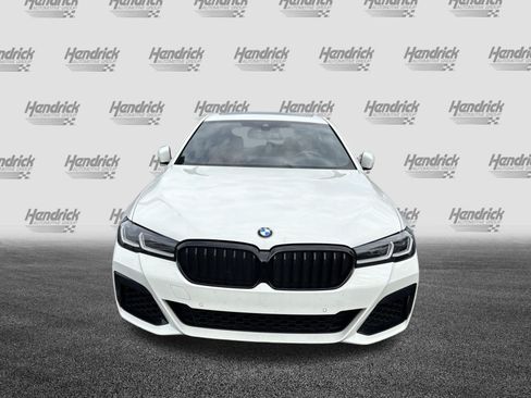 Used 2023 BMW 540i w/ M Sport Package RWD image 3