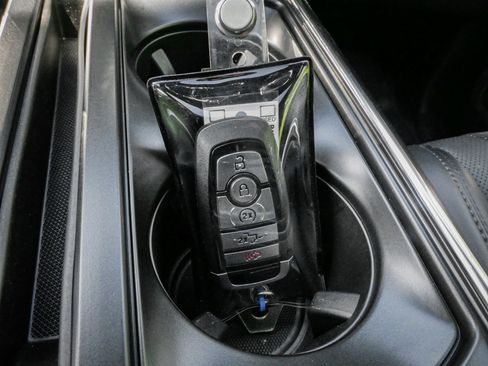 Used 2025 Ford F150 Raptor AWD/4WD image 36