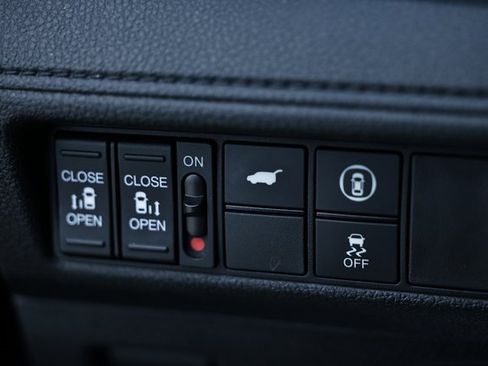 Used 2024 Honda Odyssey EX-L image 18