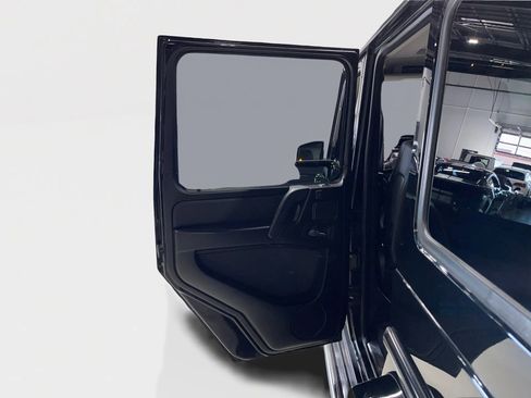 Used 2017 Mercedes-Benz G 550 image 27