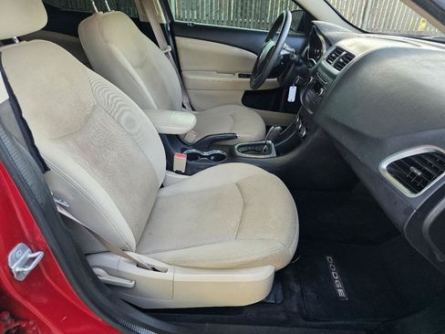 Used 2014 Dodge Avenger SE FWD image 11
