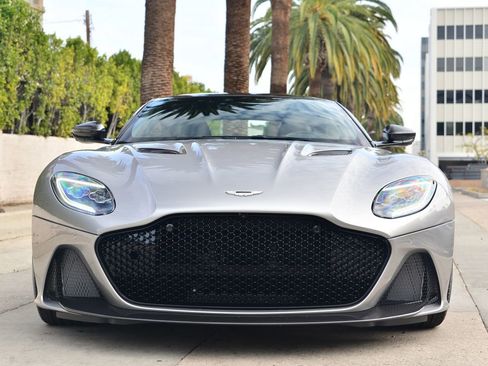 Used 2023 Aston Martin DBS Coupe RWD image 7