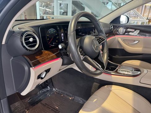 Used 2021 Mercedes-Benz E 350 4MATIC Sedan image 35