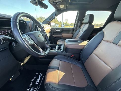 Certified 2021 Chevrolet Silverado 1500 High Country w/ Technology Package image 15