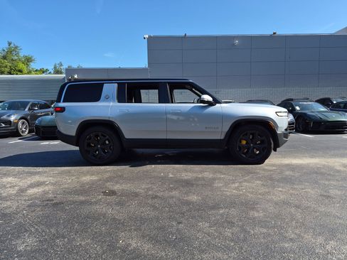 Used 2023 Rivian R1S Adventure AWD/4WD image 8