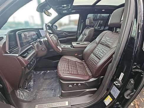 Certified 2021 Cadillac Escalade ESV Sport Platinum image 31