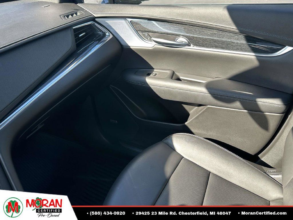 Used 2020 Cadillac XT5 Premium Luxury FWD image 27