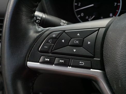 Used 2021 Nissan Sentra SV FWD image 26