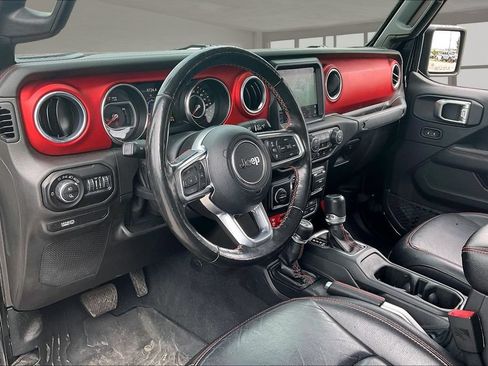 Used 2020 Jeep Gladiator Rubicon AWD/4WD image 17