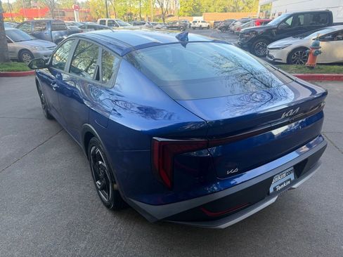 Certified 2025 Kia K4 EX image 6